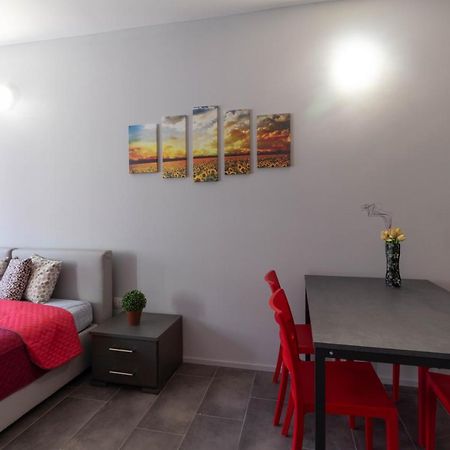 Appartamento Girasole - Affitti Brevi Italia Lecco Bagian luar foto