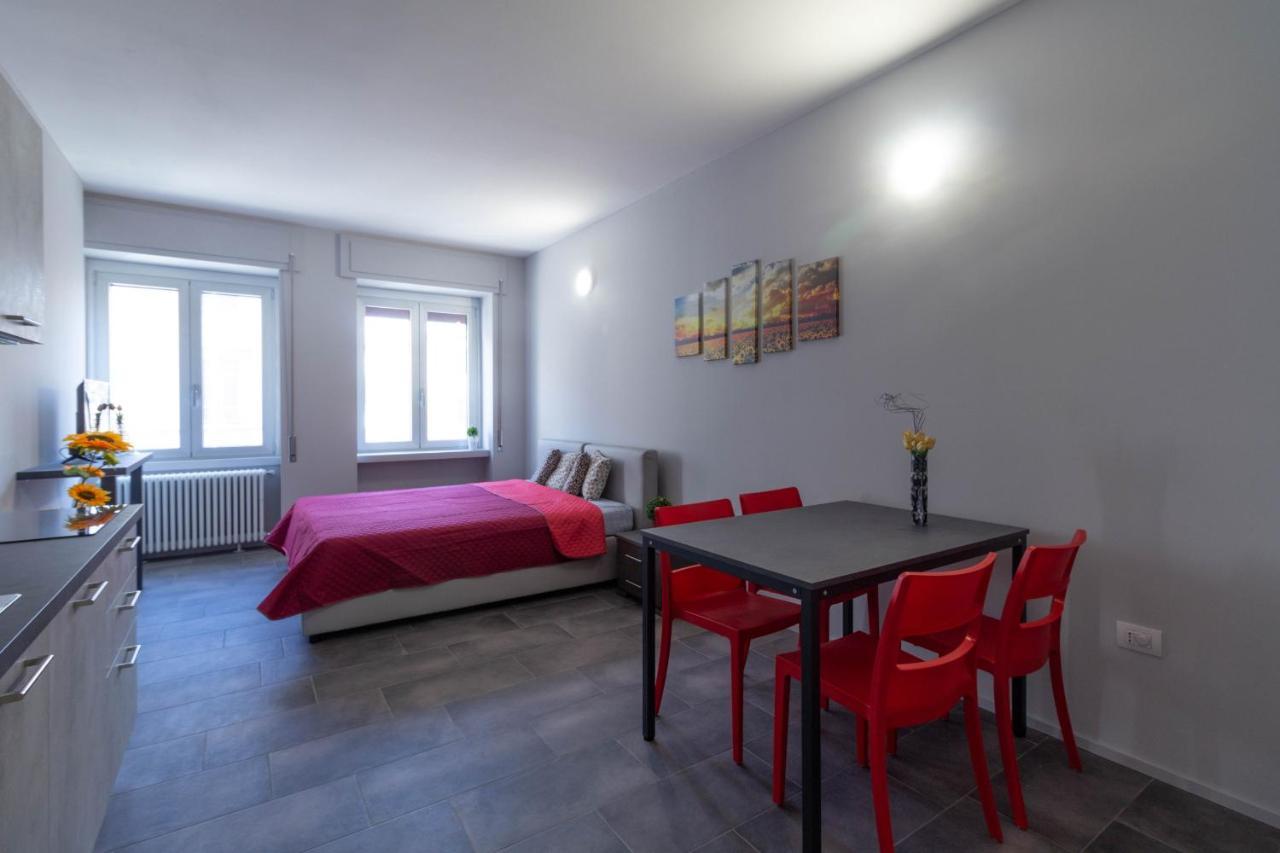 Appartamento Girasole - Affitti Brevi Italia Lecco Bagian luar foto
