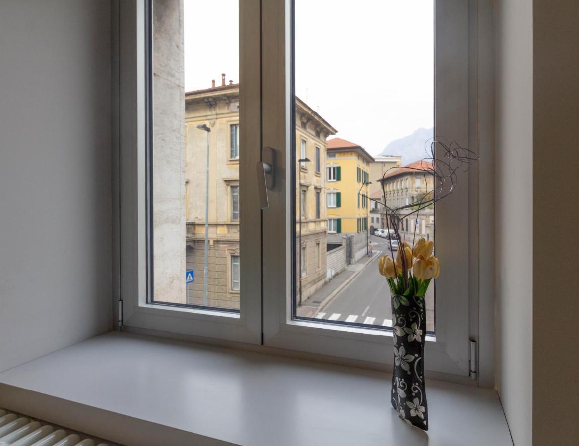 Appartamento Girasole - Affitti Brevi Italia Lecco Bagian luar foto